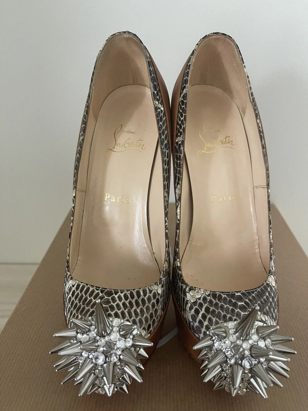 LOUBOUTIN ASTEROID LEATHER BEIGE SNAKE METAL SPIKES CRYSTAS PLATFORM PUMPS 35